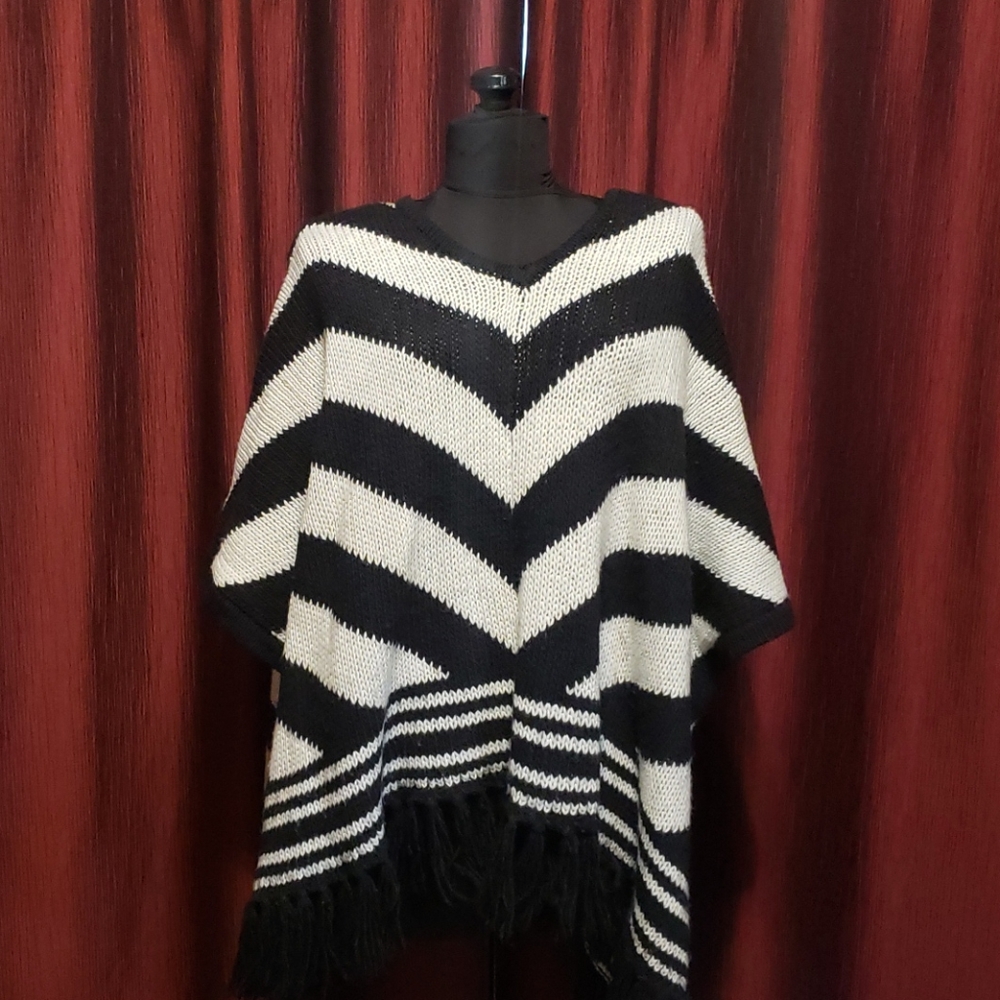 Express Black & White Poncho